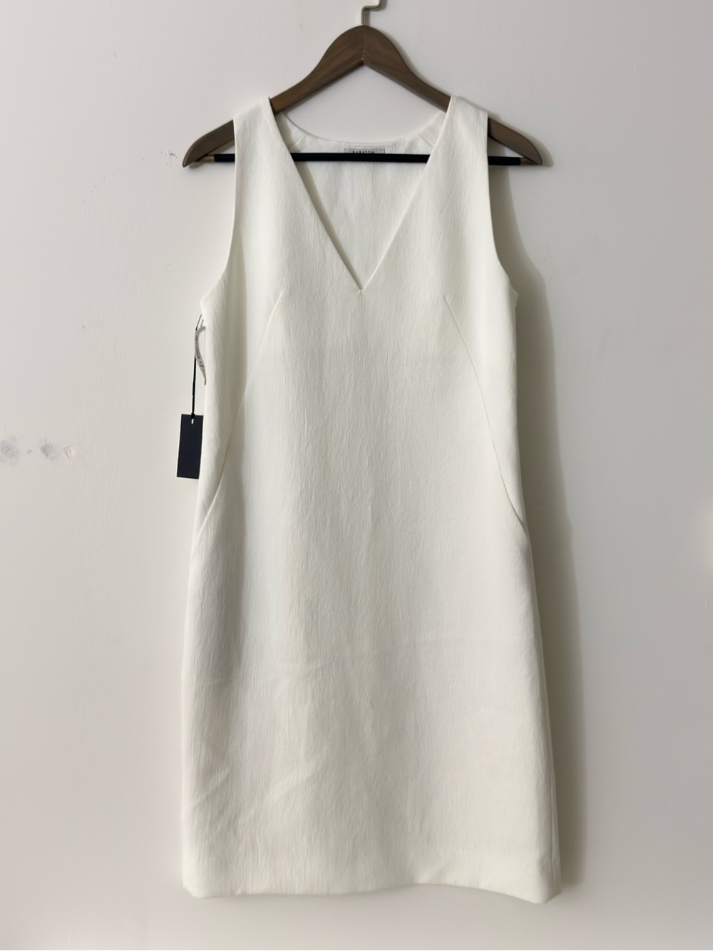 Aritzia Babaton Ivory Louie V-Neck Sleeveless Shift Dress 4
